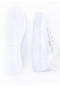 Puma - Sneakersy damskie białe PUMA CARINA STREET. Okazja: na co dzień. Zapięcie: pasek. Kolor: biały. Materiał: skóra, materiał, guma. Wzór: paski. Obcas: na platformie #2