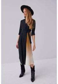 blue shadow - Sukienka Helena BS Czarny / Miodowy. Okazja: na spotkanie biznesowe. Kolor: wielokolorowy, pomarańczowy, czarny. Materiał: poliester, wiskoza, tkanina. Styl: biznesowy, elegancki. Długość: midi #1