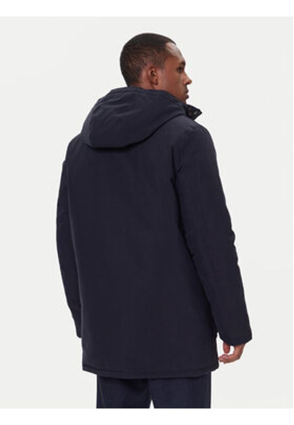 Barbour Parka Winter Beaufort MWB1126NY72 Granatowy Regular Fit. Kolor: niebieski. Materiał: syntetyk
