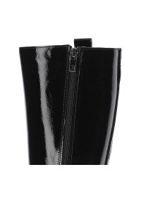 Czarne Kozaki Damskie Nessi Modne Skórzane Buty. Okazja: na co dzień. Zapięcie: zamek. Kolor: czarny. Materiał: skóra, lakier. Szerokość cholewki: normalna. Obcas: na obcasie. Styl: casual. Wysokość obcasa: niski #2