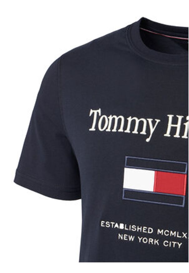 TOMMY HILFIGER - Tommy Hilfiger T-Shirt Embro Flag MW0MW42736 Granatowy Regular Fit. Kolor: niebieski. Materiał: bawełna