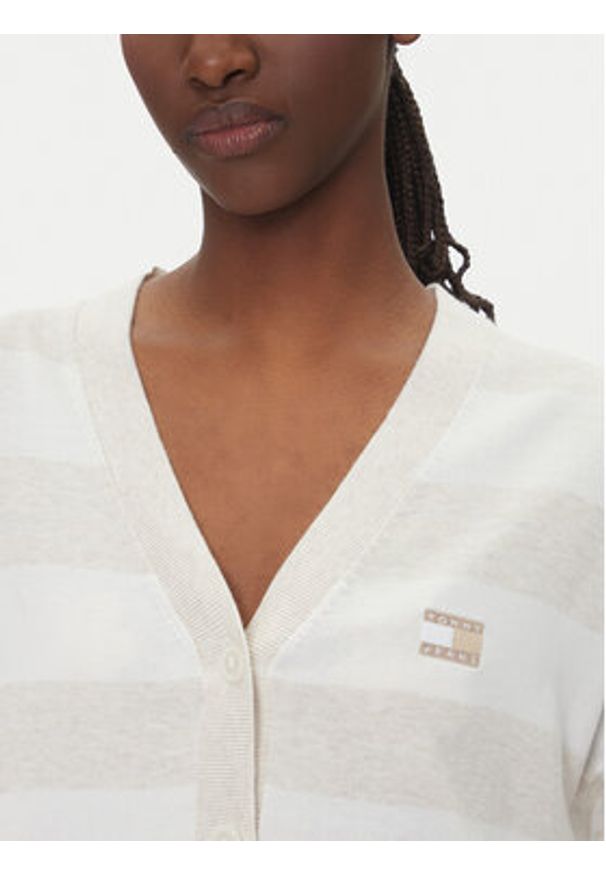 Tommy Jeans Kardigan DW0DW20968 Beżowy Relaxed Fit. Kolor: beżowy. Materiał: bawełna