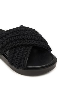 Inuikii Klapki Woven 1004.003.0062 Czarny. Kolor: czarny. Materiał: materiał #3