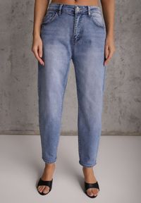 Renee - Niebieskie Bawełniane Jeansy Mom Fit High Waist w Klasycznym Stylu Vilinira. Okazja: na co dzień. Stan: podwyższony. Kolekcja: plus size. Kolor: niebieski. Styl: klasyczny #7