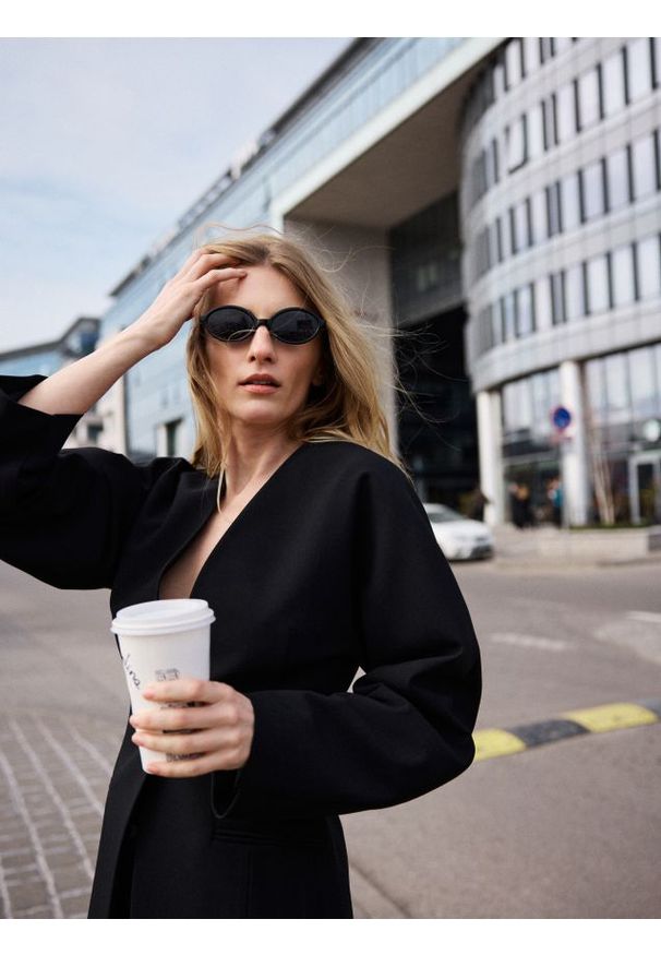 Reserved - Jednorzędowa marynarka - czarny. Kolor: czarny. Materiał: wiskoza, tkanina