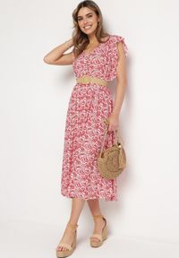 Born2be - Czerwona Sukienka Bawełniana z Gumką w Talii i Mozaikowym Wzorem Indaria. Kolor: czerwony. Materiał: bawełna #1