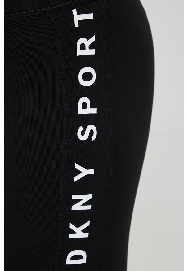 DKNY - Dkny legginsy damskie kolor czarny z nadrukiem. Stan: podwyższony. Kolor: czarny. Materiał: dzianina. Wzór: nadruk