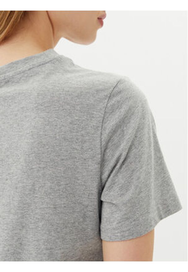 Pieces T-Shirt Maria 17155082 Szary Relaxed Fit. Kolor: szary. Materiał: bawełna