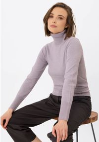 Volcano - Golf dzianinowy S-JULI. Typ kołnierza: golf. Kolekcja: plus size. Kolor: fioletowy. Materiał: dzianina. Wzór: gładki. Styl: elegancki #1