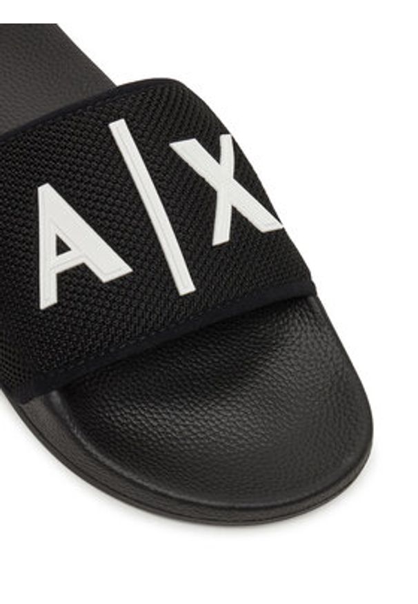 Armani Exchange Klapki XUP001 XV820 S277 Czarny. Kolor: czarny. Materiał: materiał