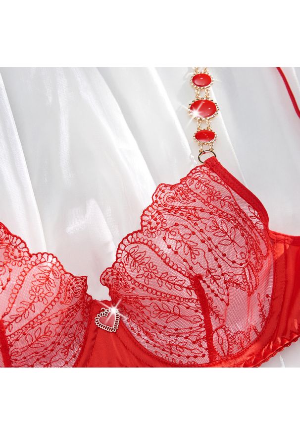 Intica - Komplet bielizny z ozdobnymi ramiączkami na specjalne okazje Rylee. Kolor: czerwony. Materiał: materiał