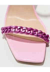 FEMME Los Angeles - FEMME LOS ANGELES - Różowe sandały Imogen - EDYCJA LIMITOWANA. Zapięcie: pasek. Kolor: beżowy. Wzór: aplikacja, paski. Styl: wizytowy #4