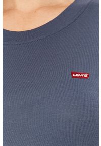 Levi's® - Levi's - T-shirt. Okazja: na spotkanie biznesowe, na co dzień. Kolor: niebieski. Materiał: bawełna, dzianina. Wzór: gładki, aplikacja. Styl: biznesowy, casual #5