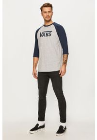 Vans - Longsleeve. Kolor: szary. Materiał: bawełna, dzianina, elastan. Długość rękawa: raglanowy rękaw. Wzór: nadruk #5