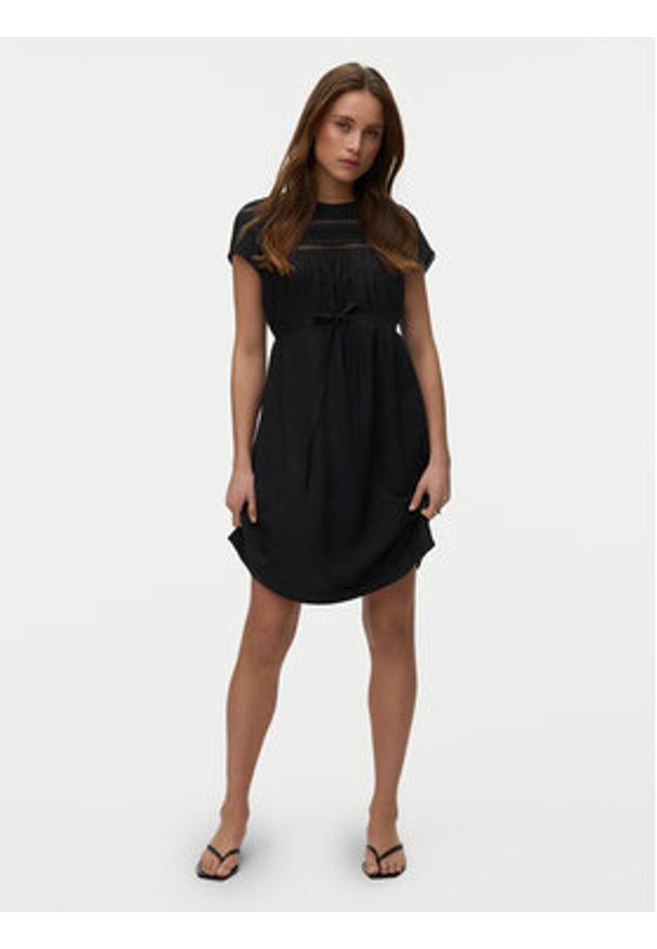 Vero Moda Sukienka letnia Debbie 10342682 Czarny Regular Fit. Kolor: czarny. Materiał: wiskoza. Sezon: lato