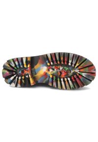 Czarne Trapery Artiker Modne Buty Damskie. Kolor: czarny. Materiał: jeans, lakier, skóra. Wzór: kolorowy. Sezon: zima, jesień. Obcas: na platformie