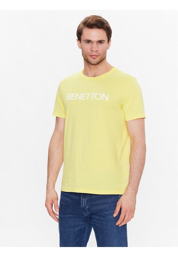 United Colors of Benetton - United Colors Of Benetton T-Shirt 3I1XU100A Żółty Regular Fit. Kolor: żółty. Materiał: bawełna