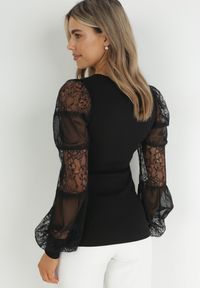 Born2be - Czarna Bluzka Eufisa. Okazja: na randkę. Kolor: czarny. Materiał: dzianina, jeans, koronka. Wzór: prążki, koronka. Styl: elegancki, boho #3