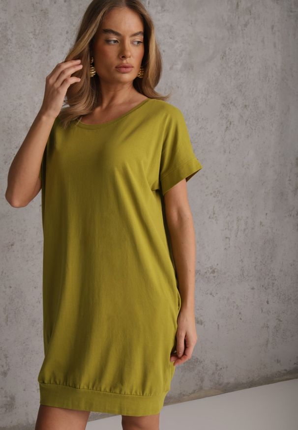 Renee - Ciemnozielona T-shirtowa Sukienka Pudełkowa z Elastycznej Bawełny Ellensa. Kolor: zielony. Materiał: bawełna. Styl: wakacyjny. Długość: mini