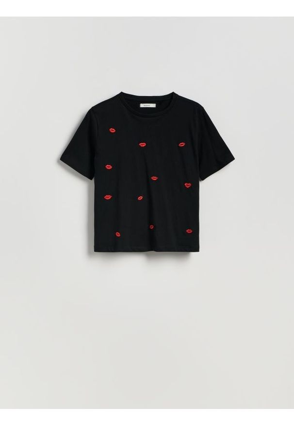 Reserved - T-shirt z haftem - czarny. Kolor: czarny. Materiał: bawełna, dzianina. Wzór: haft