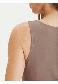 Guess Top W6GP10 K2932 Brązowy Regular Fit. Kolor: brązowy. Materiał: bawełna #4