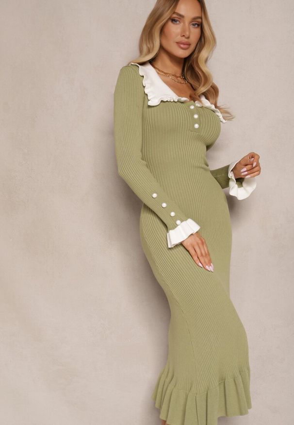 Renee - Zielona Sukienka Retro z Dzianiny z Wiskozą Zdobiona Kołnierzykiem Zihanne. Kolor: zielony. Materiał: dzianina, wiskoza. Wzór: aplikacja. Styl: retro