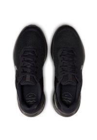 Buty do biegania Nike Revolution 7 M FB2207 005 czarne. Kolor: czarny. Materiał: guma, syntetyk. Szerokość cholewki: normalna. Model: Nike Revolution. Sport: bieganie #3