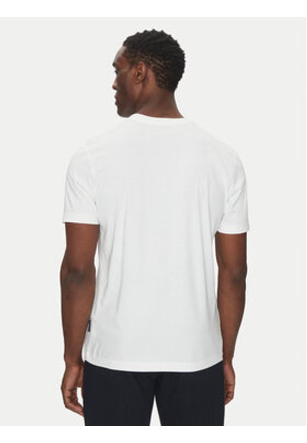 Hechter Paris T-Shirt 75008 151919 Biały Regular Fit. Kolor: biały. Materiał: bawełna