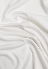 Born2be - Biała Wiskozowa Bluzka Marszczona o Asymetrycznym Kroju z Krótkim Rękawem Menirephis. Okazja: na co dzień. Typ kołnierza: dekolt w łódkę. Kolor: biały. Długość: krótkie. Wzór: gładki. Materiał: wiskoza. Długość rękawa: krótki rękaw. Sezon: lato. Styl: casual, klasyczny #4