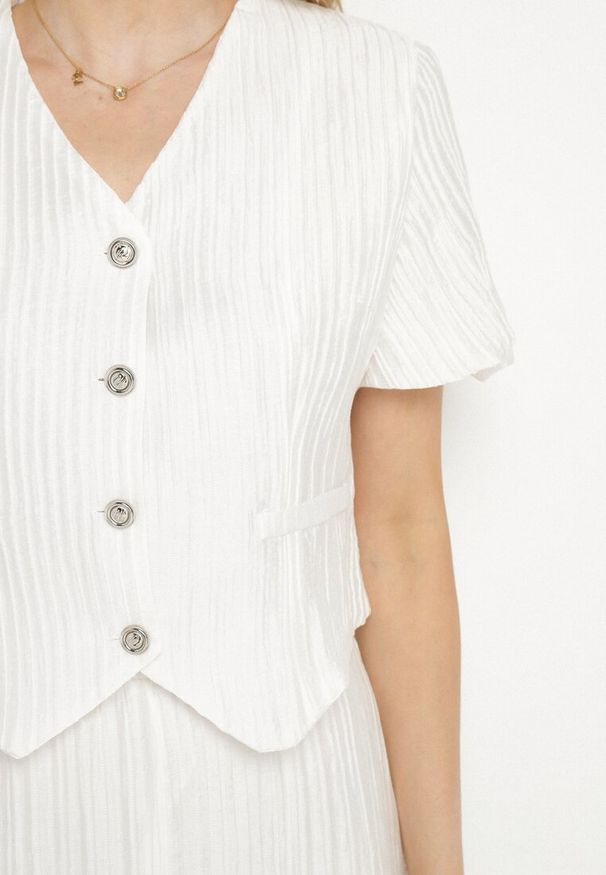 Born2be - Biały Wiskozowy Komplet z Rozkloszowaną Spódnicą i Koszulą Naniera. Kolor: biały. Materiał: wiskoza