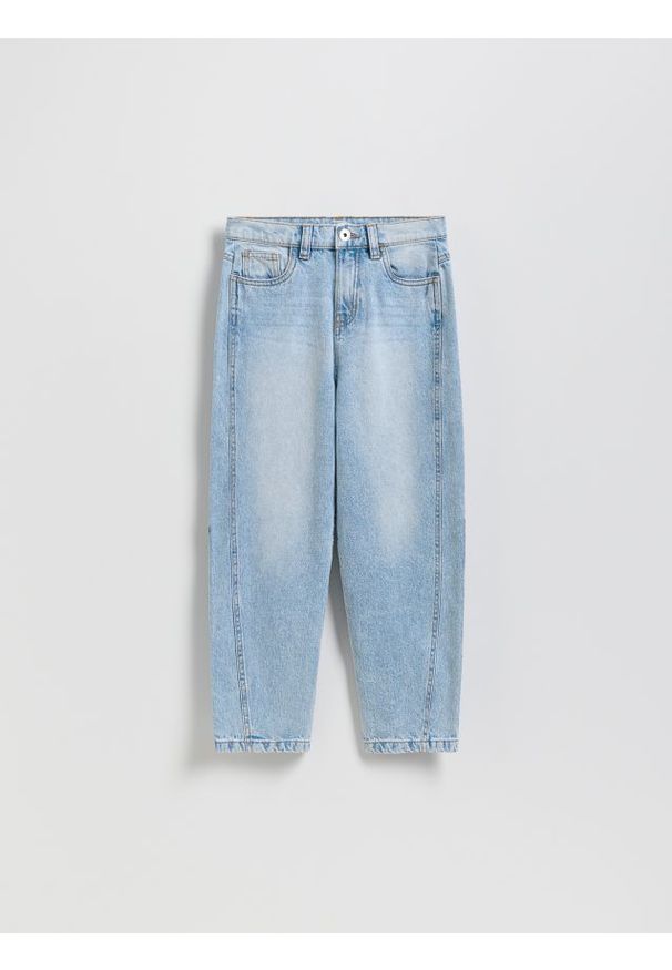 Reserved - Jeansy balloon fit - niebieski. Kolor: niebieski