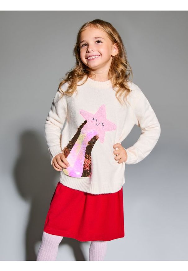 Sinsay - Sweter z ozdobnymi cekinami - kremowy. Kolor: kremowy