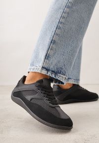 Born2be - Czarne Sneakersy Ozdobione Geometrycznym Motywem Lamemisia. Okazja: na co dzień, na spotkanie biznesowe, do pracy. Kolor: czarny. Wzór: geometria, aplikacja #1