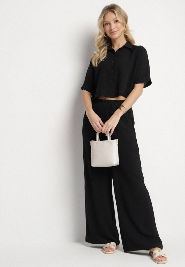 Born2be - Czarny Komplet z Szerokimi Spodniami i Krótką Koszulą z Krótkim Rękawem Mirtebia. Kolor: czarny