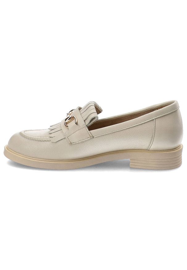 Beżowe Mokasyny Armodo Eleganckie Obuwie Damskie. Okazja: do pracy, na spotkanie biznesowe. Kolor: beżowy. Materiał: nubuk. Obcas: na obcasie. Styl: elegancki. Wysokość obcasa: średni