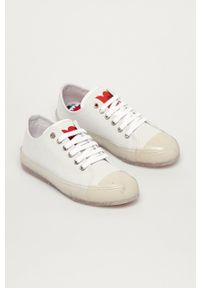 Love Moschino - Tenisówki. Nosek buta: okrągły. Zapięcie: sznurówki. Kolor: biały. Materiał: guma