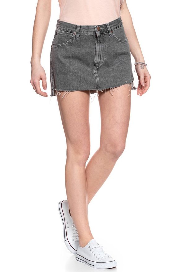 Wrangler - SPÓDNICA JEANSOWA WRANGLER RETRO SKIRT GREY MULES W241RJ24R 112127920. Materiał: jeans. Długość: krótkie. Styl: retro