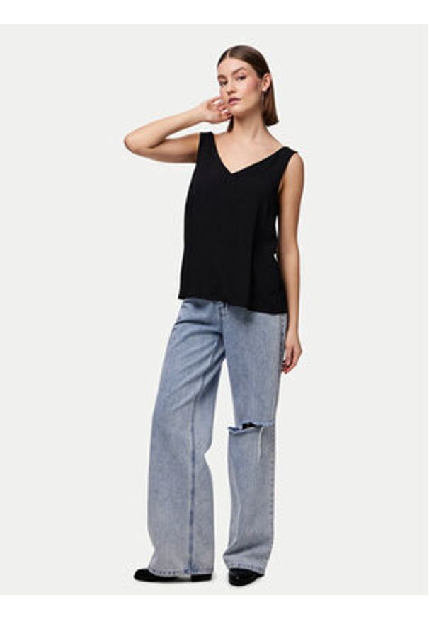 Pieces Top Franan 17146424 Czarny Regular Fit. Kolor: czarny. Materiał: syntetyk