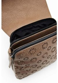 Desigual plecak damski kolor brązowy mały wzorzysty. Kolor: brązowy #2