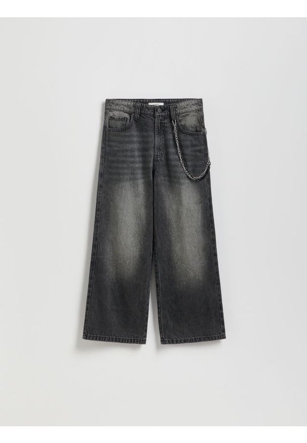 Reserved - Jeansy baggy - czarny. Kolor: czarny