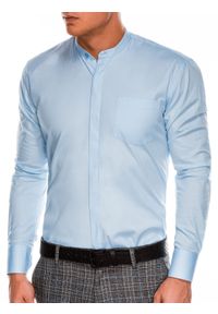 Ombre Clothing - Koszula męska elegancka z długim rękawem K586 - błękitna - S. Typ kołnierza: kołnierzyk stójkowy. Kolor: niebieski. Materiał: bawełna, poliester. Długość rękawa: długi rękaw. Długość: długie. Wzór: jednolity. Styl: elegancki #4