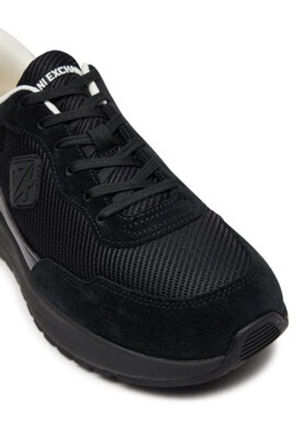 Armani Exchange Sneakersy XUX240 XV910 Q781 Czarny. Kolor: czarny. Materiał: materiał