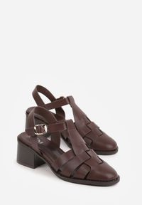 Born2be - Ciemnobrązowe Sandały na Obcasie z Ozdobną Cholewką Amalirei. Okazja: na co dzień. Zapięcie: sprzączka. Kolor: brązowy. Materiał: jeans. Obcas: na obcasie. Styl: casual, elegancki, klasyczny. Wysokość obcasa: średni #3