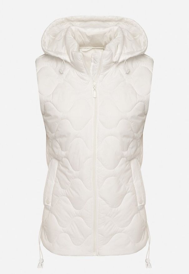 Born2be - Biała Kamizelka z Odpinanym Kapturem Ozdobiona Pikowaniem Cirisse. Okazja: na co dzień, na spacer. Kolor: biały. Materiał: jeans. Wzór: aplikacja. Styl: elegancki, klasyczny, casual