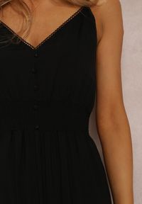 Renee - Czarna Sukienka Egithoe. Kolor: czarny. Długość rękawa: na ramiączkach. Wzór: ażurowy, jednolity, aplikacja. Długość: midi