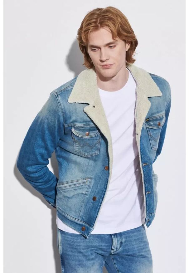 Kurtka Męska Jeansowa Wrangler 124MJ Sherpa Green Grass W4MS1027I 112320794, 5XL. Okazja: na spacer, na co dzień. Kolor: niebieski. Materiał: jeans. Styl: casual, vintage, retro, klasyczny