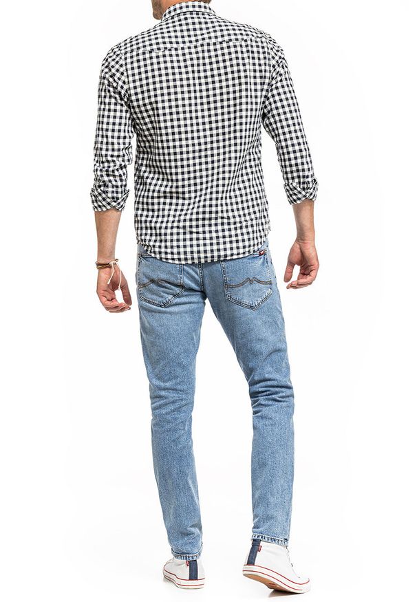 Mustang - MUSTANG OREGON TAPERED MĘSKIE SPODNIE JEANSOWE JEANSY DENIM BLUE 1014040 5000 202. Okazja: na randkę, na co dzień, na spacer. Stan: obniżony. Sezon: lato. Styl: wizytowy, casual, klasyczny, elegancki