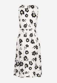 Born2be - Biała Sukienka w Kwiaty o Rozkloszowanym Kroju na Szerokich Ramiączkach Naivoriel. Okazja: na co dzień. Typ kołnierza: dekolt w serek. Kolor: biały. Materiał: zamsz. Długość rękawa: na ramiączkach. Wzór: kwiaty. Typ sukienki: rozkloszowane. Styl: casual, elegancki #4