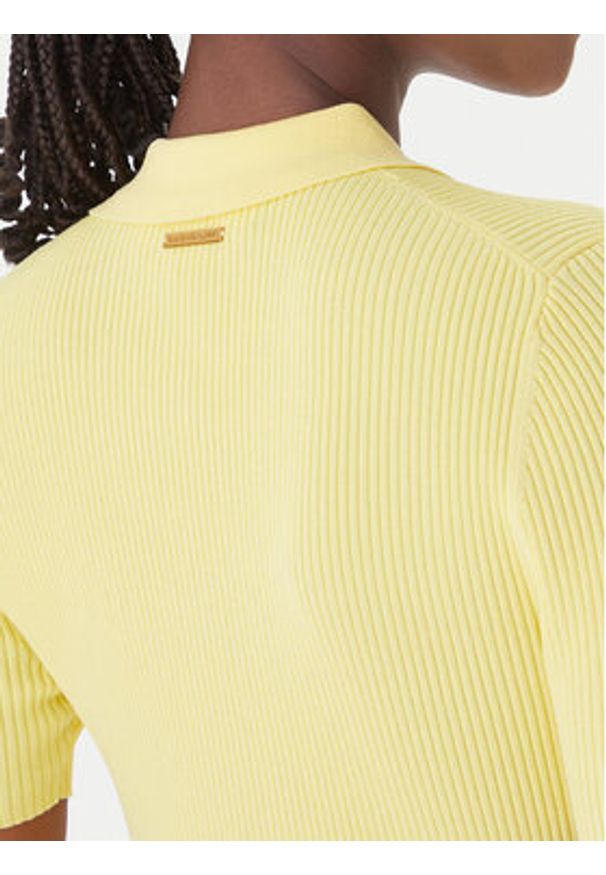 MICHAEL Michael Kors Sukienka dzianinowa MT5834F33D Żółty Regular Fit. Kolor: żółty. Materiał: wiskoza