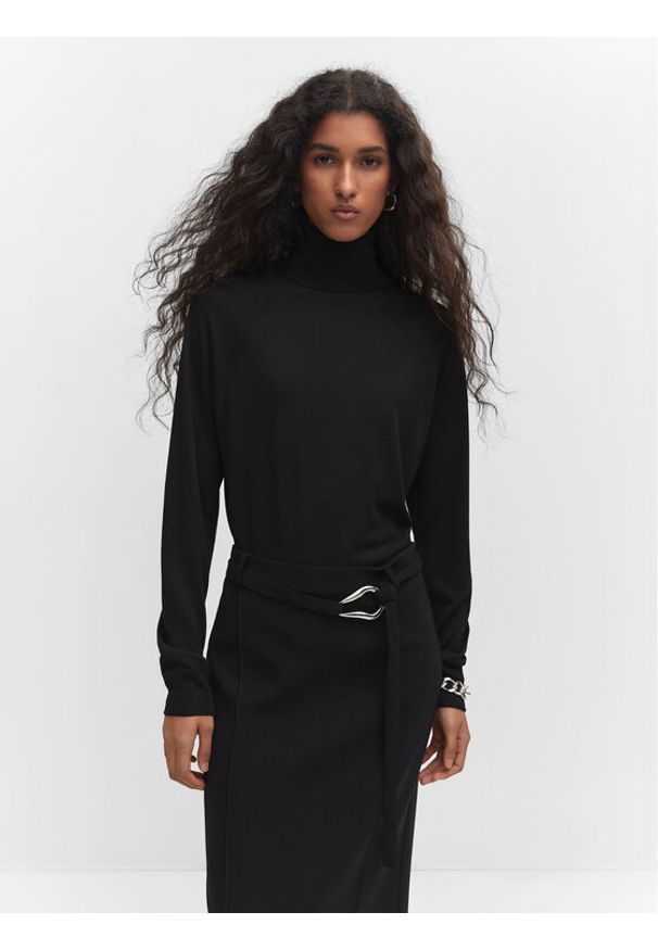 mango - Mango Golf Luccac 57065972 Czarny Regular Fit. Typ kołnierza: golf. Kolor: czarny. Materiał: syntetyk